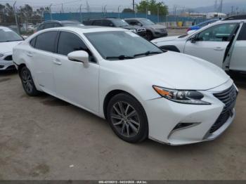  Salvage Lexus Es