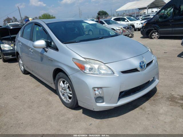  Salvage Toyota Prius