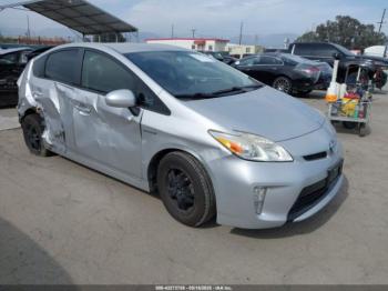  Salvage Toyota Prius