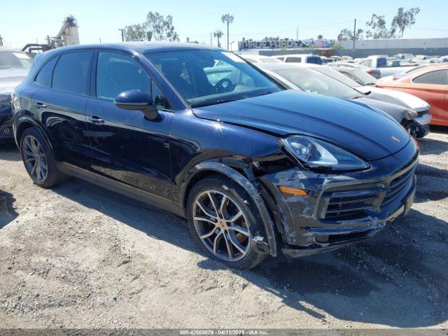  Salvage Porsche Cayenne