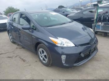  Salvage Toyota Prius