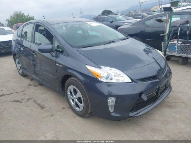  Salvage Toyota Prius