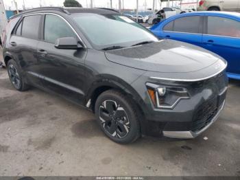  Salvage Kia Niro