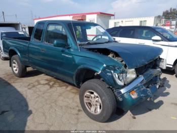  Salvage Toyota Tacoma
