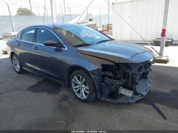  Salvage Chrysler 200