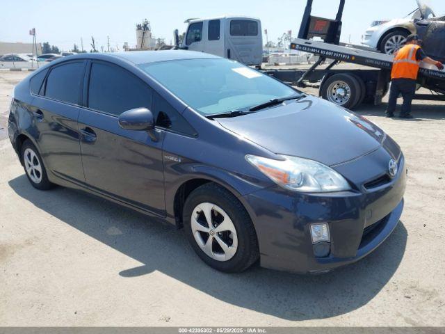  Salvage Toyota Prius