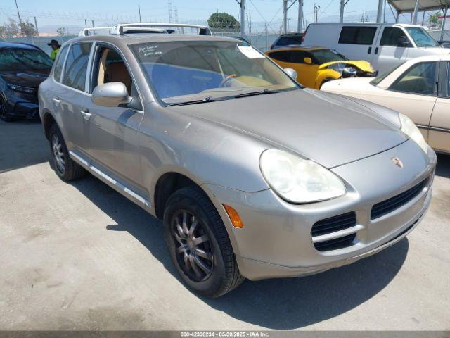  Salvage Porsche Cayenne