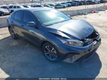  Salvage Kia Forte