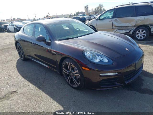  Salvage Porsche Panamera