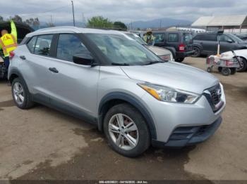  Salvage Nissan Kicks