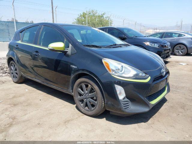 Salvage Toyota Prius c