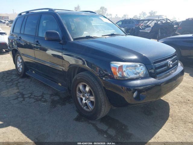  Salvage Toyota Highlander