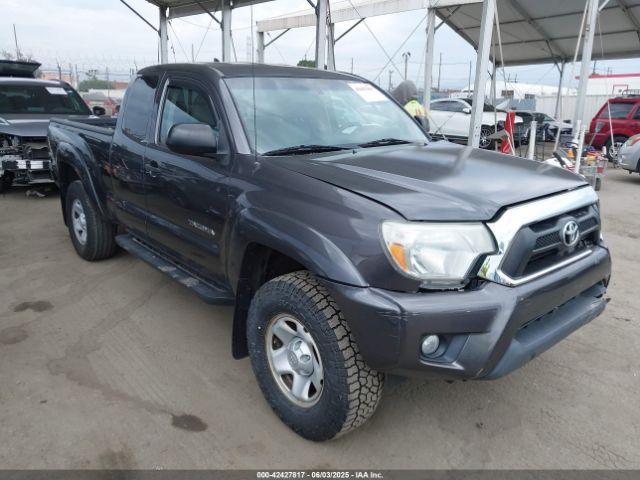  Salvage Toyota Tacoma