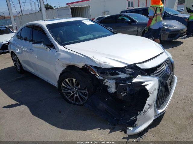  Salvage Lexus Es
