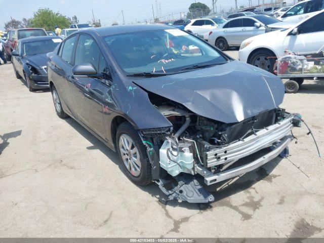  Salvage Toyota Prius
