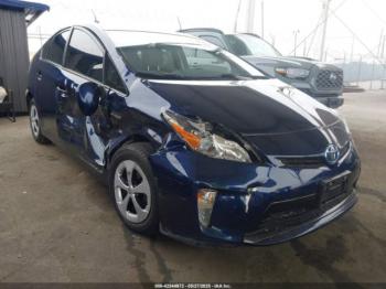  Salvage Toyota Prius