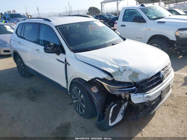  Salvage Volkswagen Tiguan