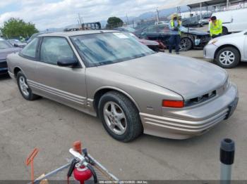  Salvage Oldsmobile Cutlass Supreme