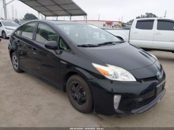  Salvage Toyota Prius