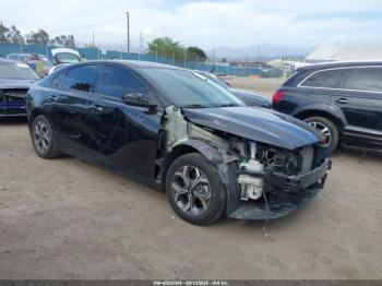  Salvage Kia Forte