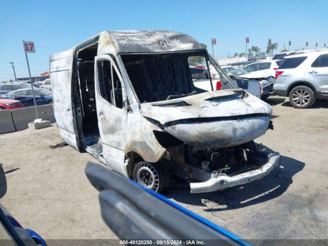  Salvage Mercedes-Benz Sprinter 2500