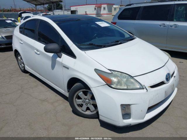  Salvage Toyota Prius