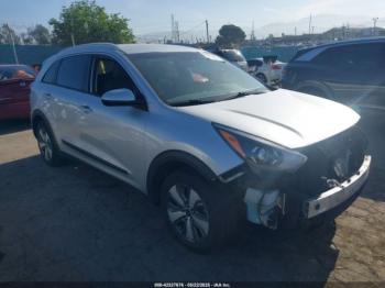 Salvage Kia Niro