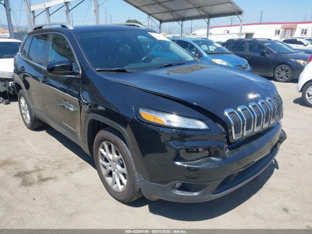 Salvage Jeep Cherokee