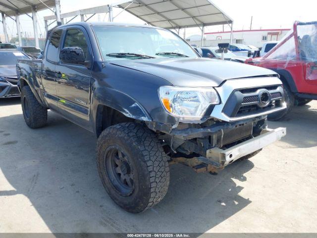  Salvage Toyota Tacoma