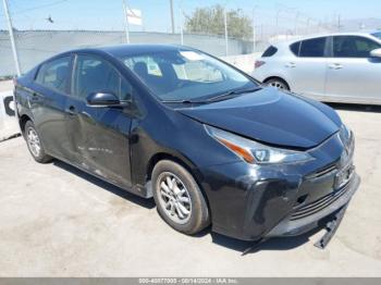  Salvage Toyota Prius