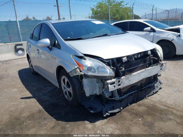  Salvage Toyota Prius