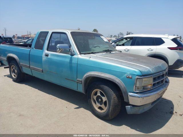  Salvage Dodge Dakota