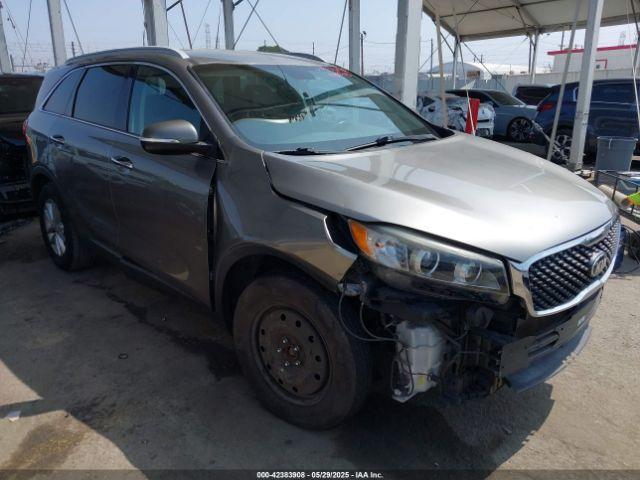  Salvage Kia Sorento