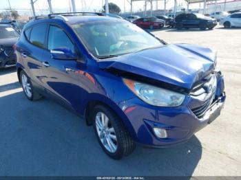  Salvage Hyundai TUCSON