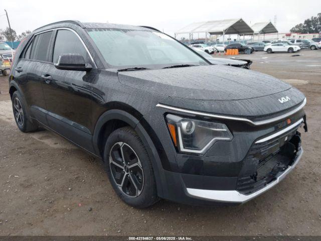  Salvage Kia Niro