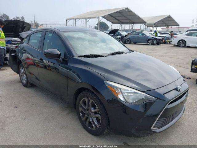  Salvage Toyota Yaris