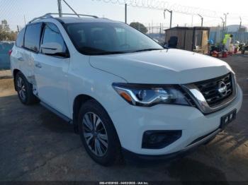  Salvage Nissan Pathfinder