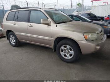  Salvage Toyota Highlander