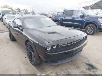  Salvage Dodge Challenger