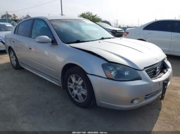  Salvage Nissan Altima