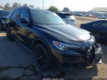  Salvage Alfa Romeo Stelvio
