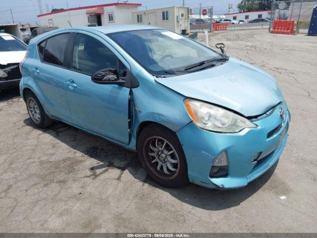 Salvage Toyota Prius c