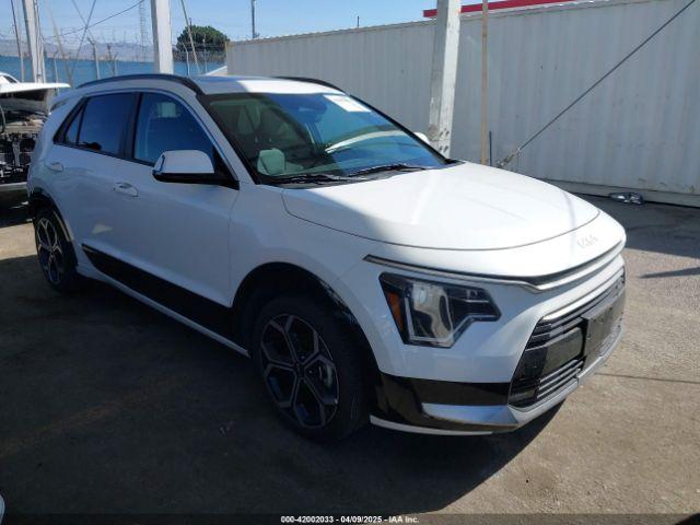  Salvage Kia Niro