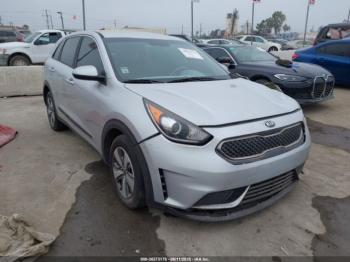  Salvage Kia Niro
