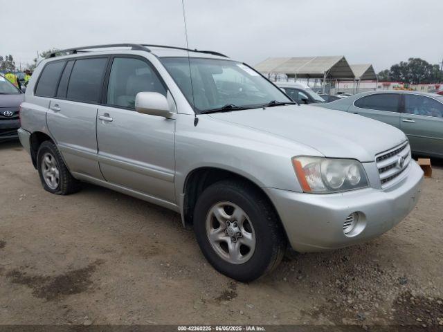  Salvage Toyota Highlander