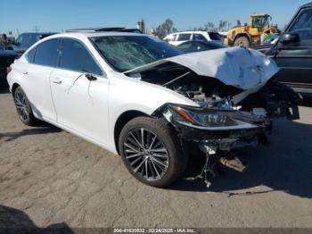  Salvage Lexus Es