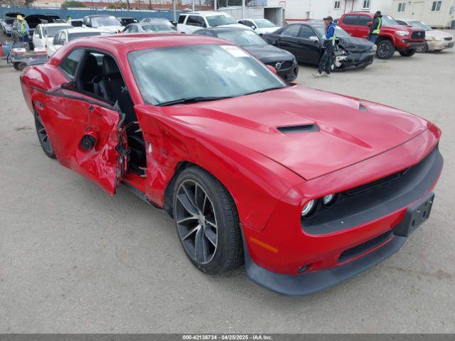  Salvage Dodge Challenger