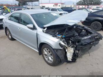  Salvage Volkswagen Passat