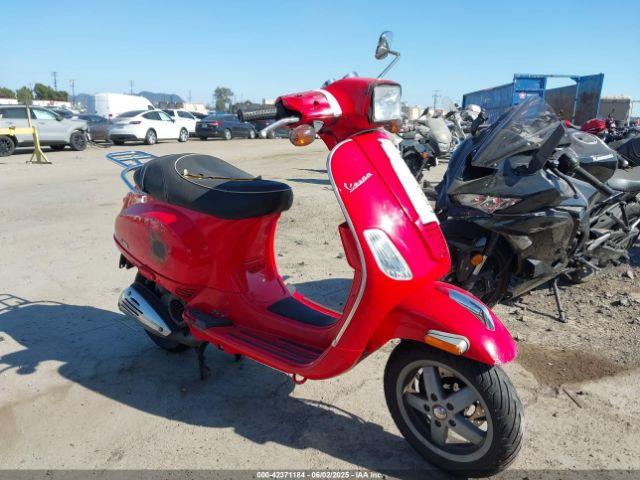  Salvage Vespa Lx