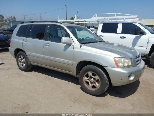  Salvage Toyota Highlander